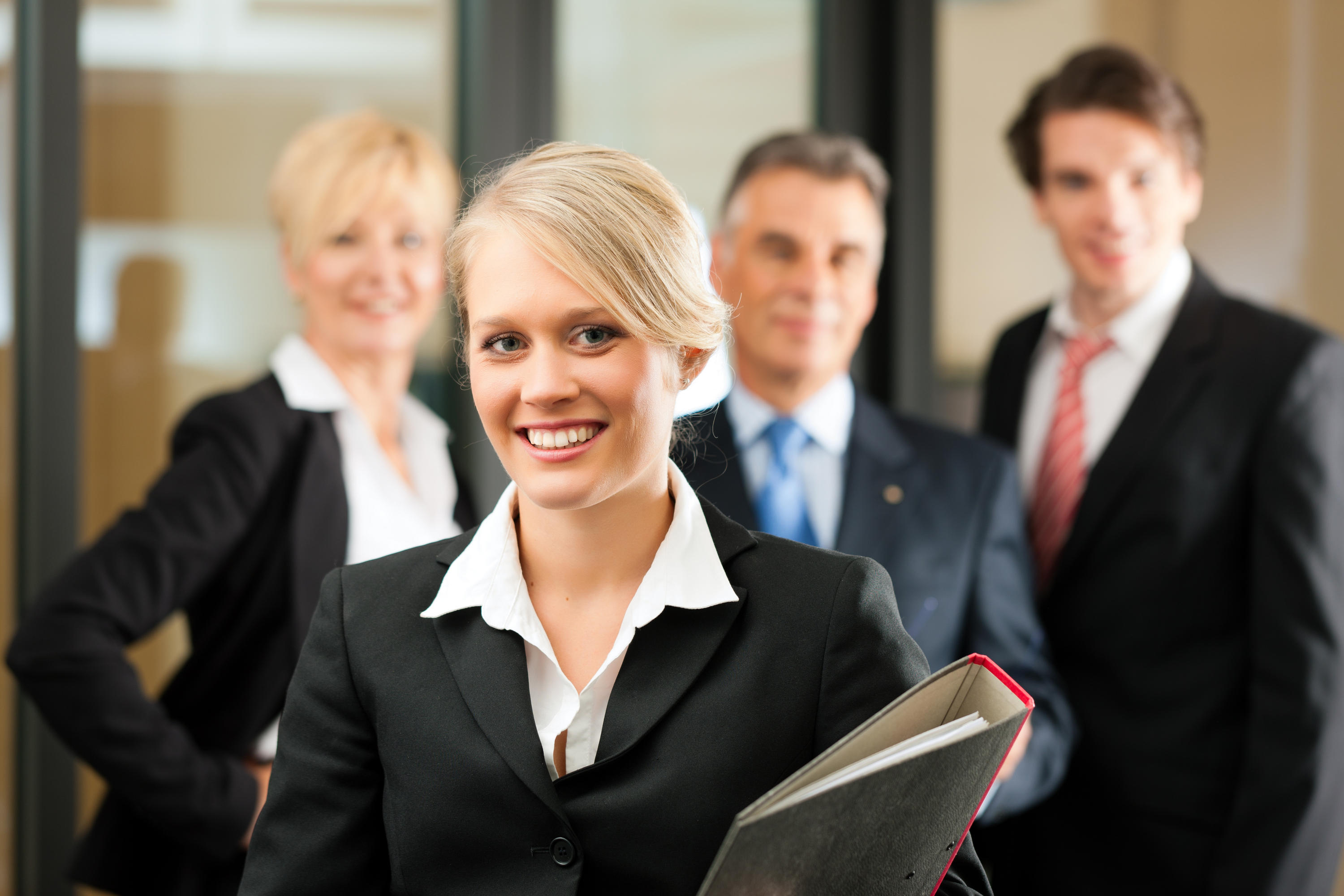 Former des stagiaires en droit, un défi.