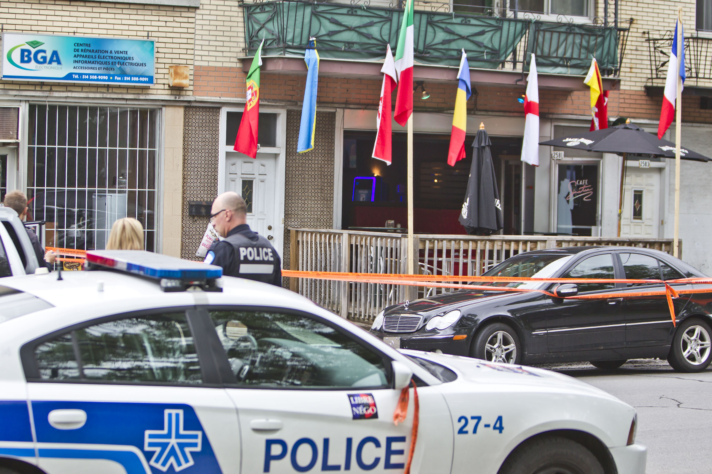 Un septuagénaire a été abattu en plein après-midi le 2 juin 2016 dans ce café de la rue Fleury dans Ahuntsic.