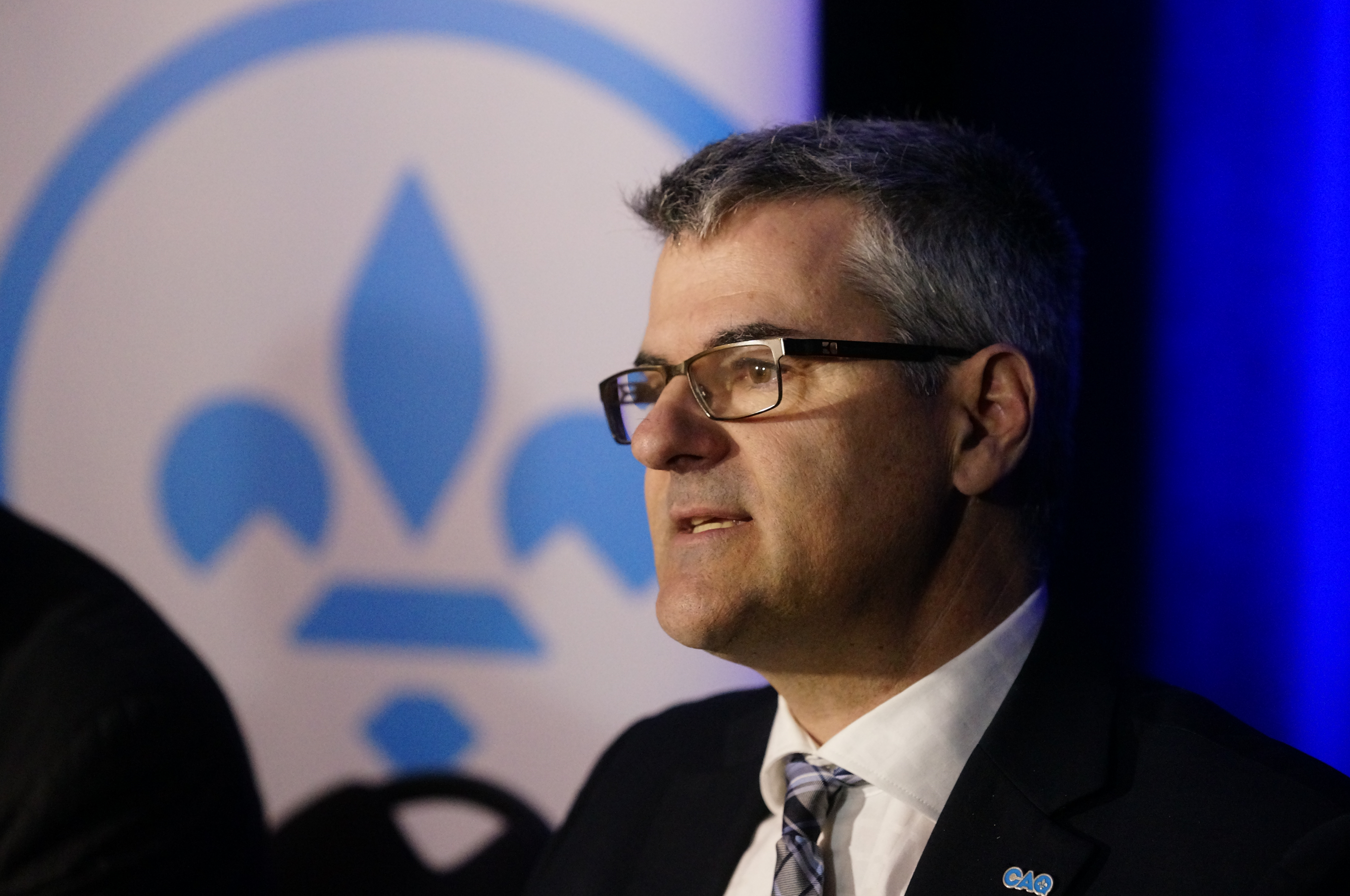 Le ministre Éric Caire a approuvé la tenue d'une commission parlementaire sur les applications de traçage.