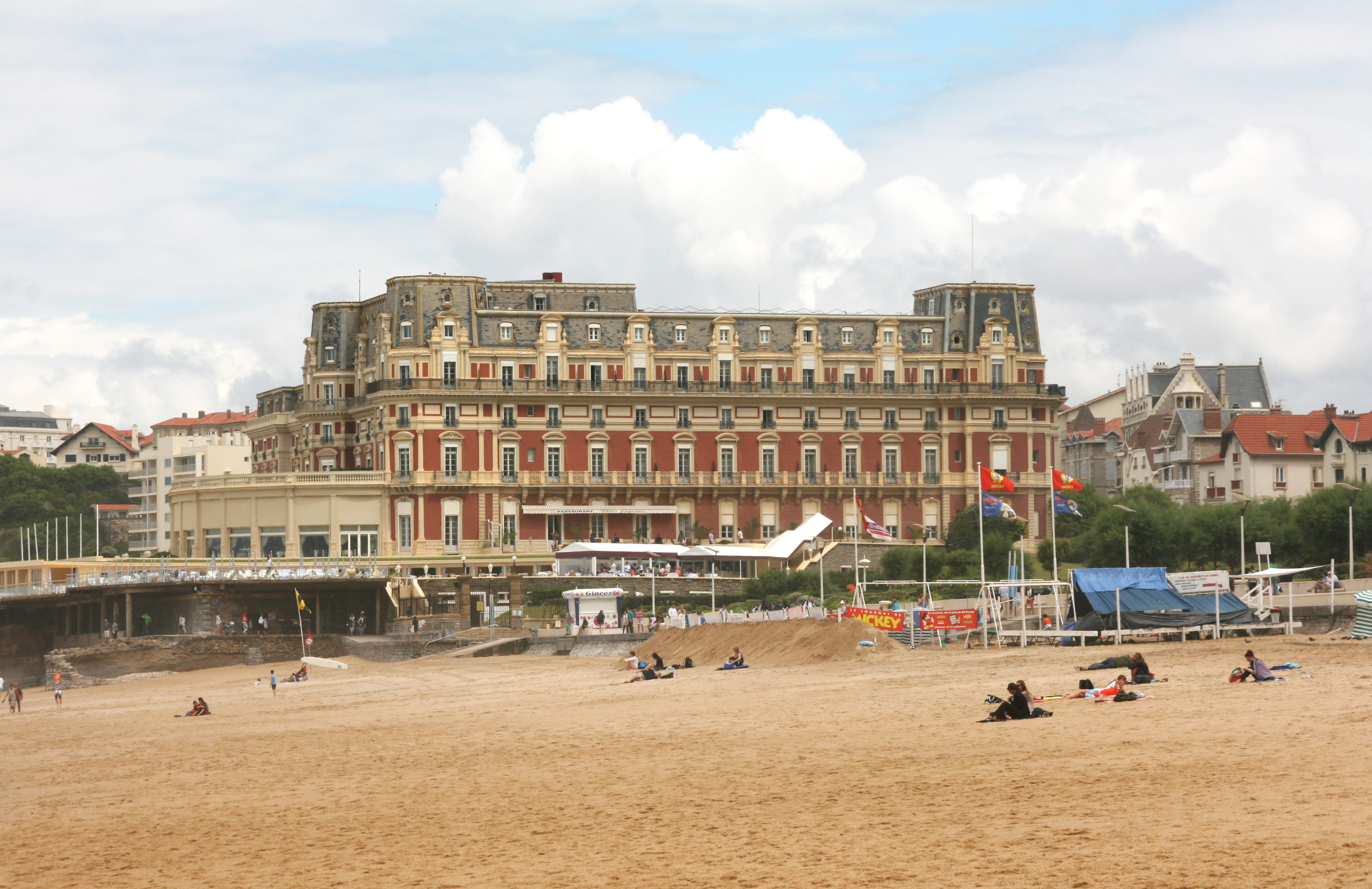 Les dirigeants du G7 sont réunis à l'Hôtel du Palais, à Biarritz.