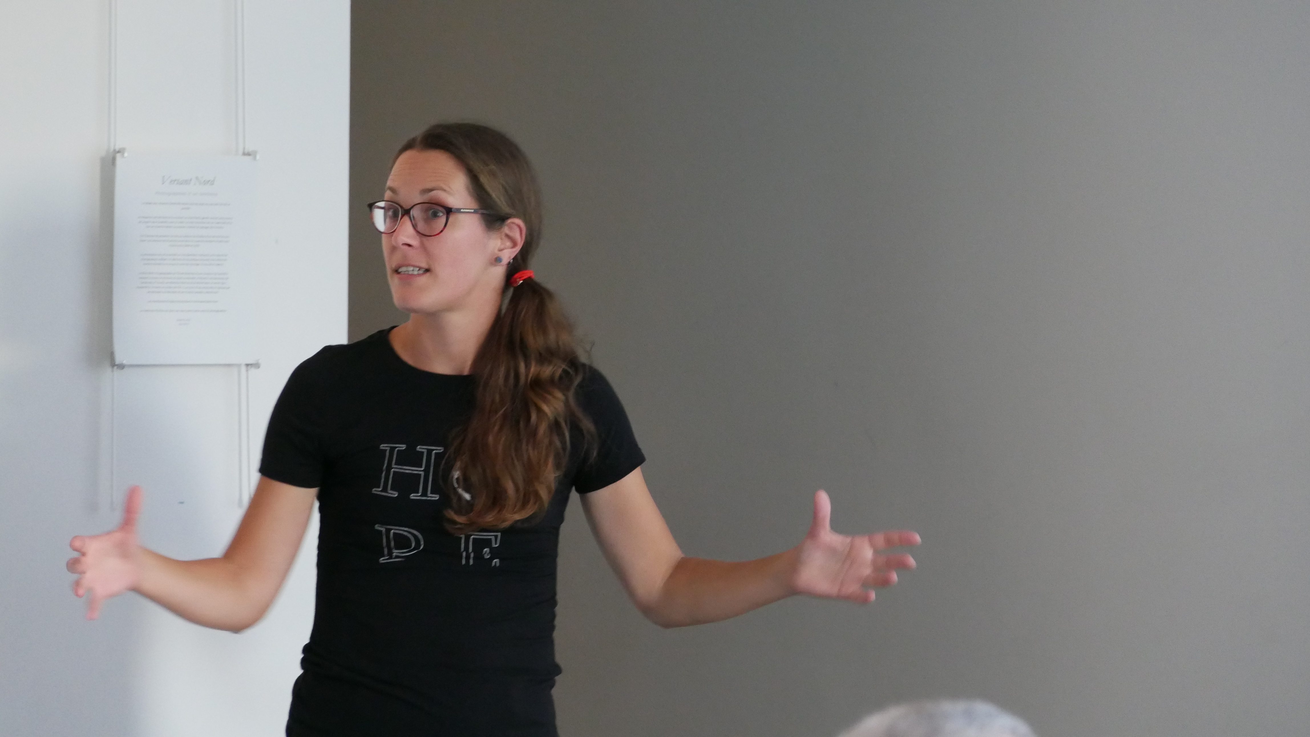 Marie-Claude Brien, archéologue, donne une conférence sur les découvertes effectuées sur le site du Fort Lorette