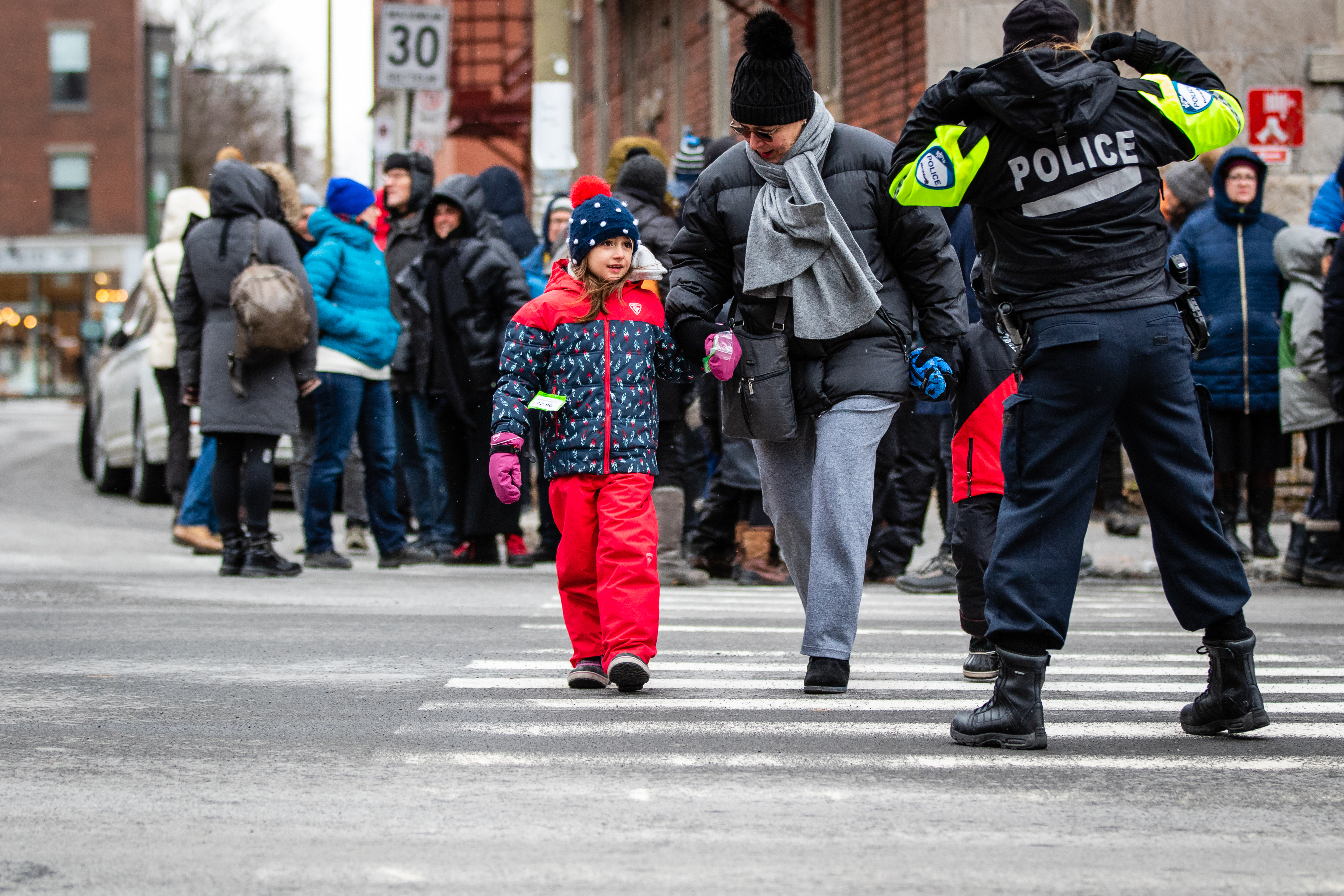 La traverse piétonne de la rue Hutchison et du boulevard Saint-Joseph