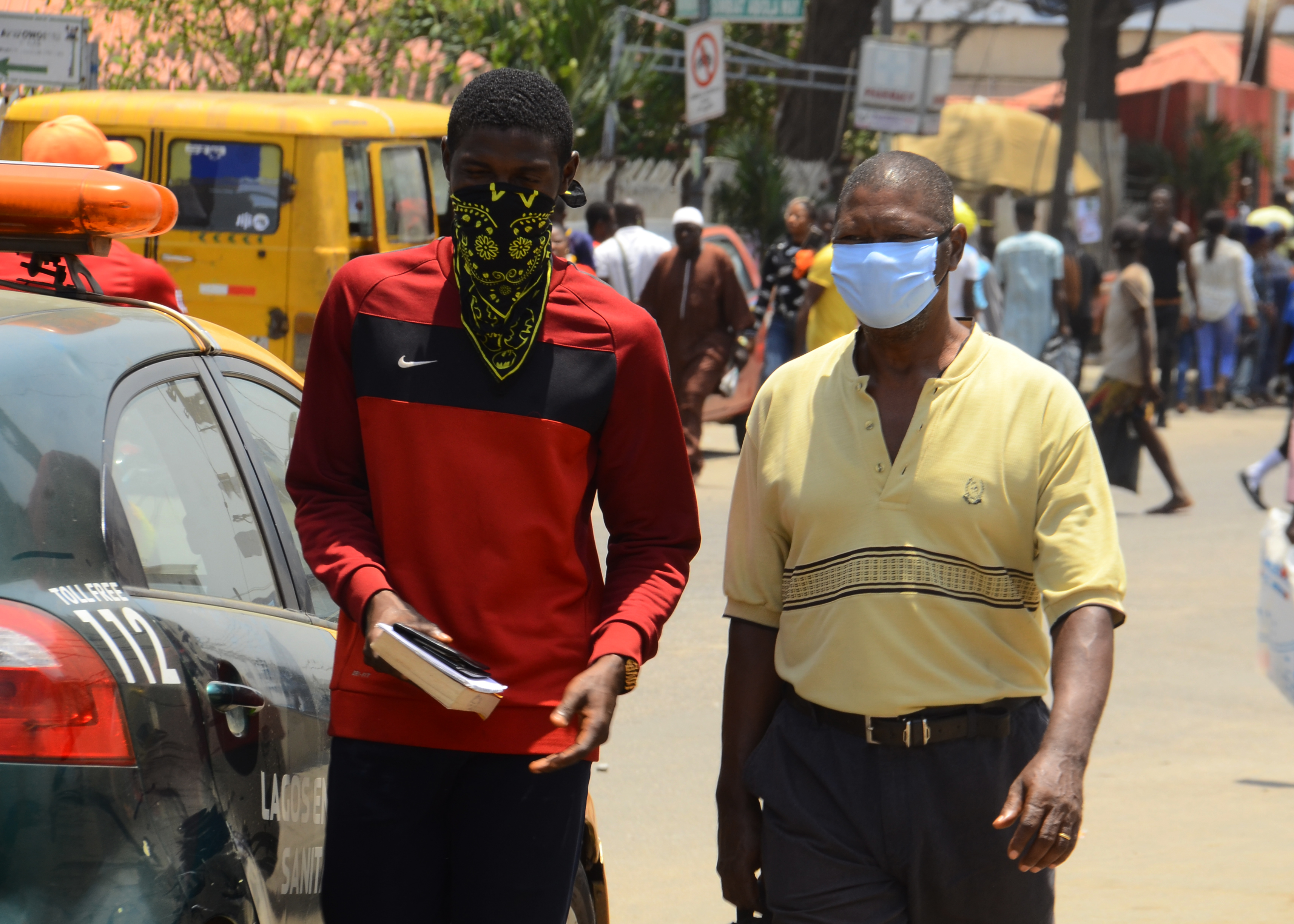 Chaos à Lagos, plus grande ville d'Afrique, avant le confinement