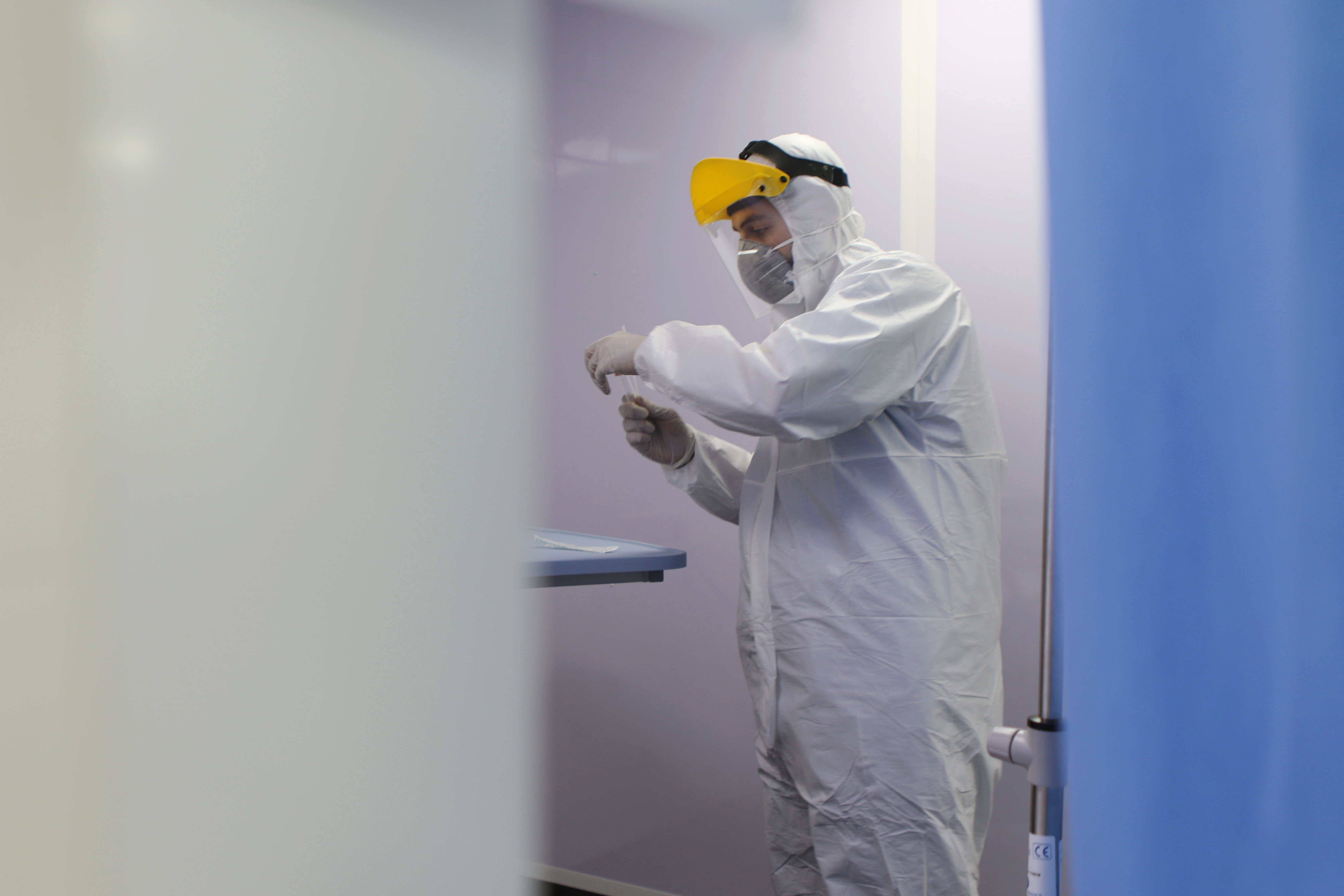 Coronavirus: des docteurs pressent Ottawa de prévenir une pénurie d'équipements de protection individuels