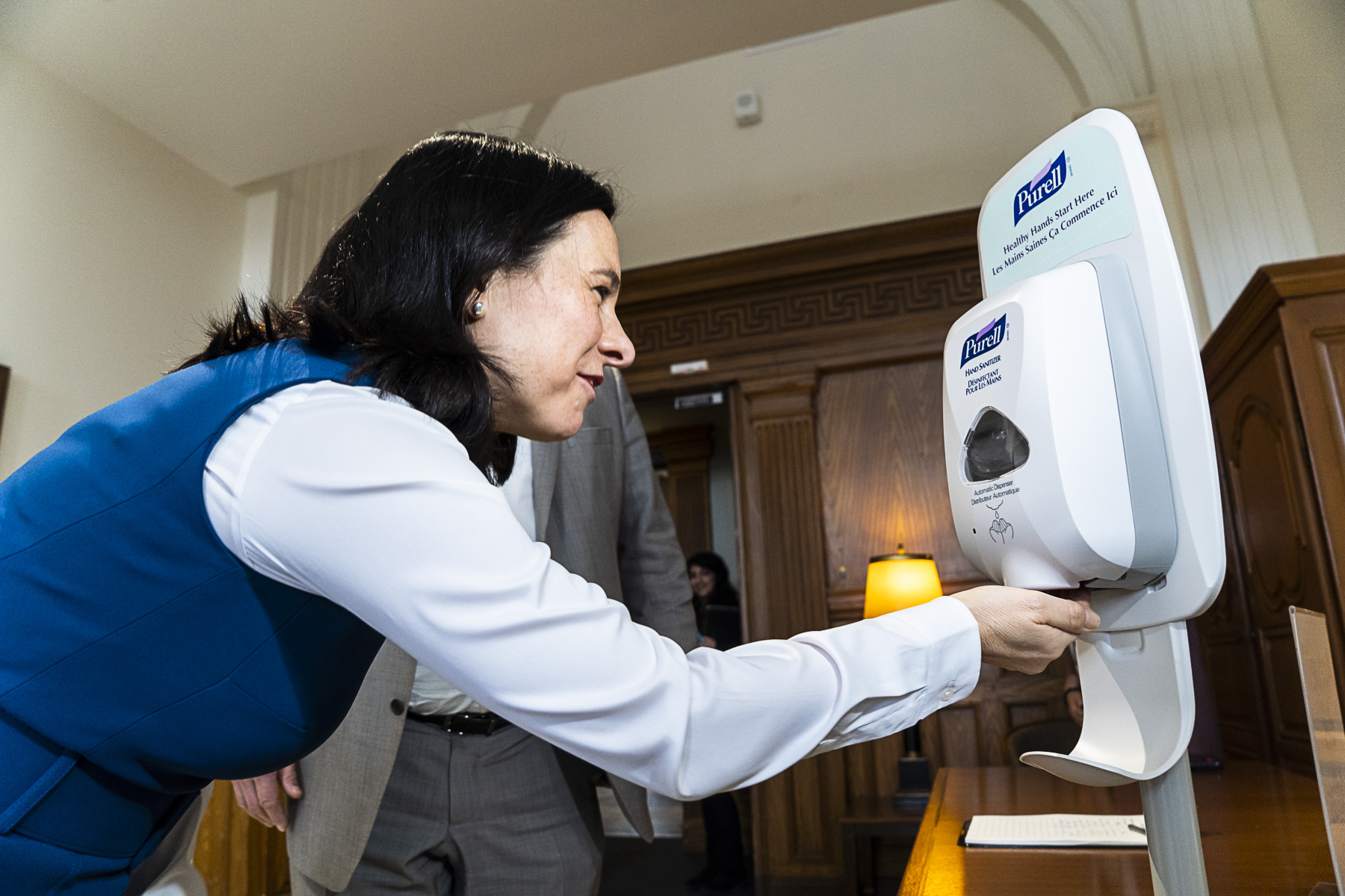 désinfectant coronavirus Valérie Plante