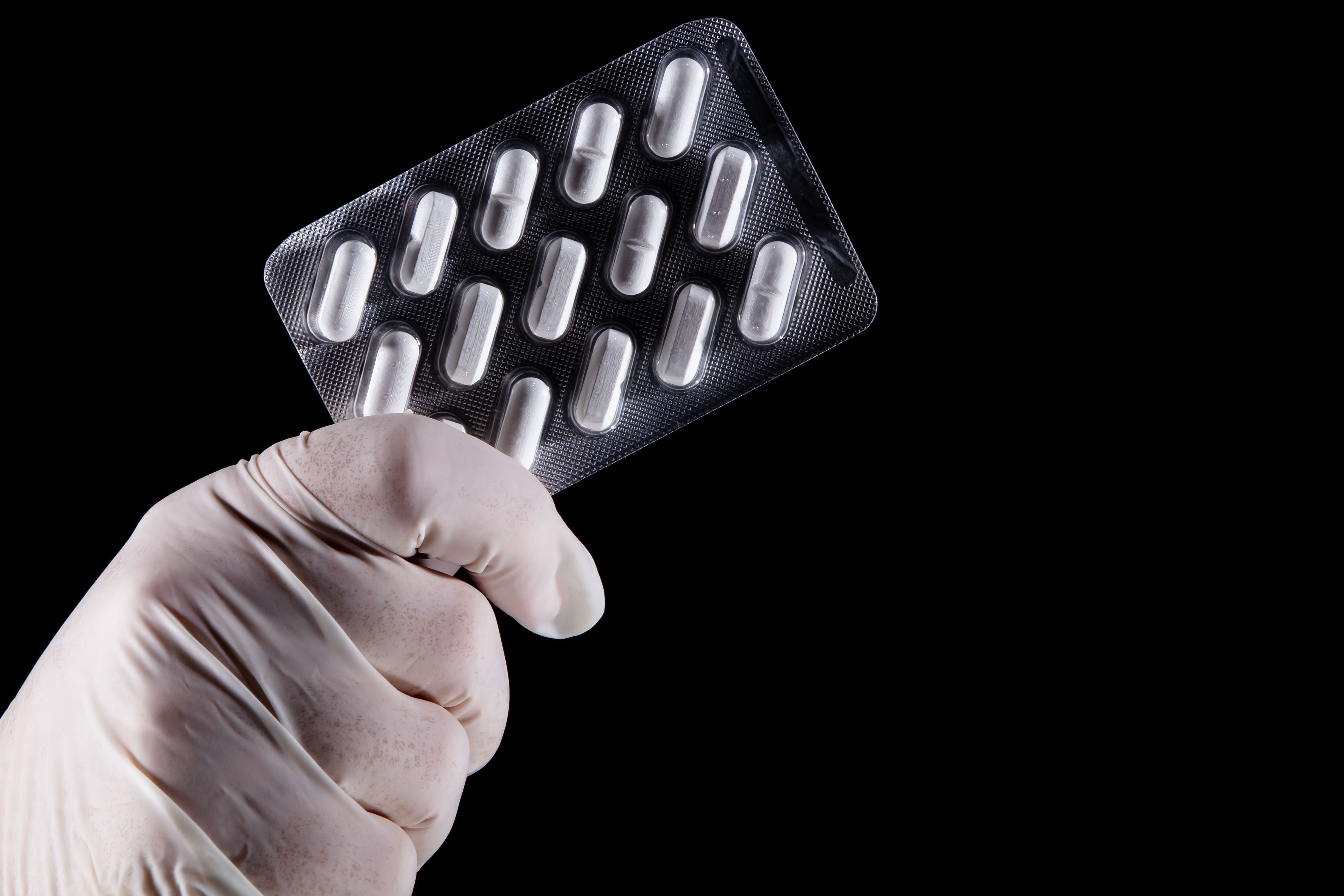 L’OMS suspend les essais cliniques avec l’hydroxychloroquine