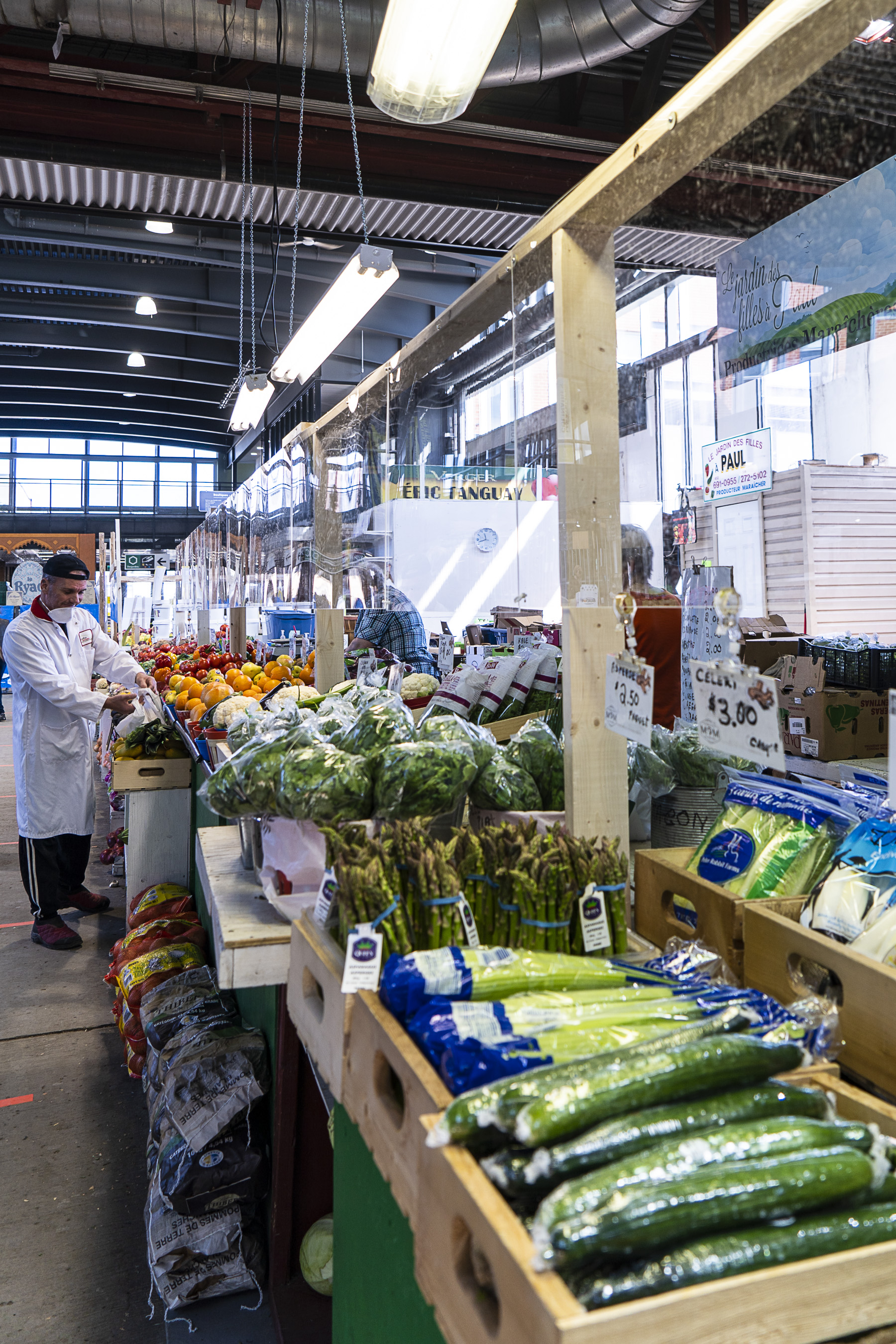 Plusieurs mesures exceptionnelle ont été mises en place au Marché Jean-Talon depuis le début de la pandémie.