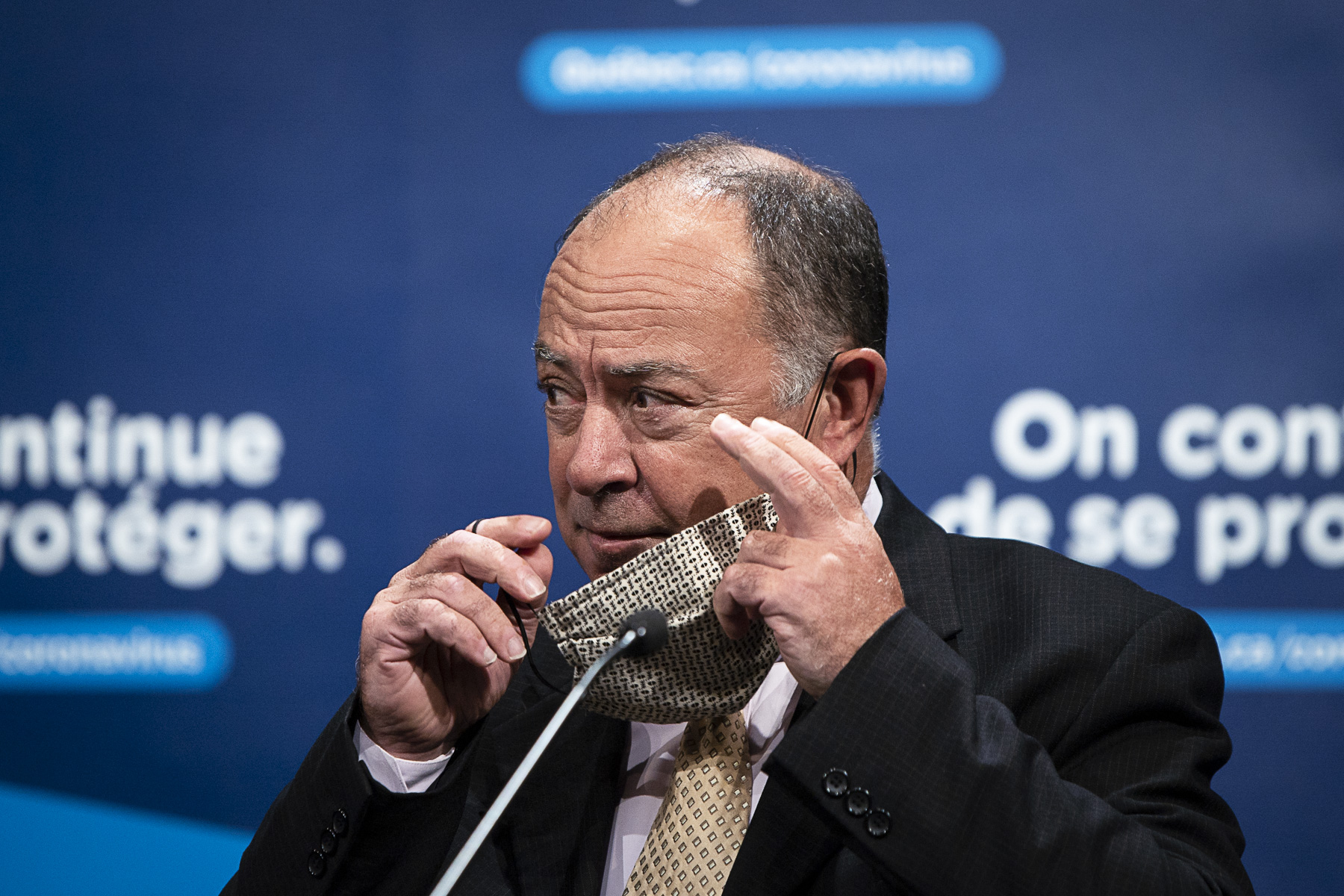 Le ministre de la Santé et des Services sociaux, Christian Dubé, évoque une meilleure gestion des tests dans les hôpitaux anglophones