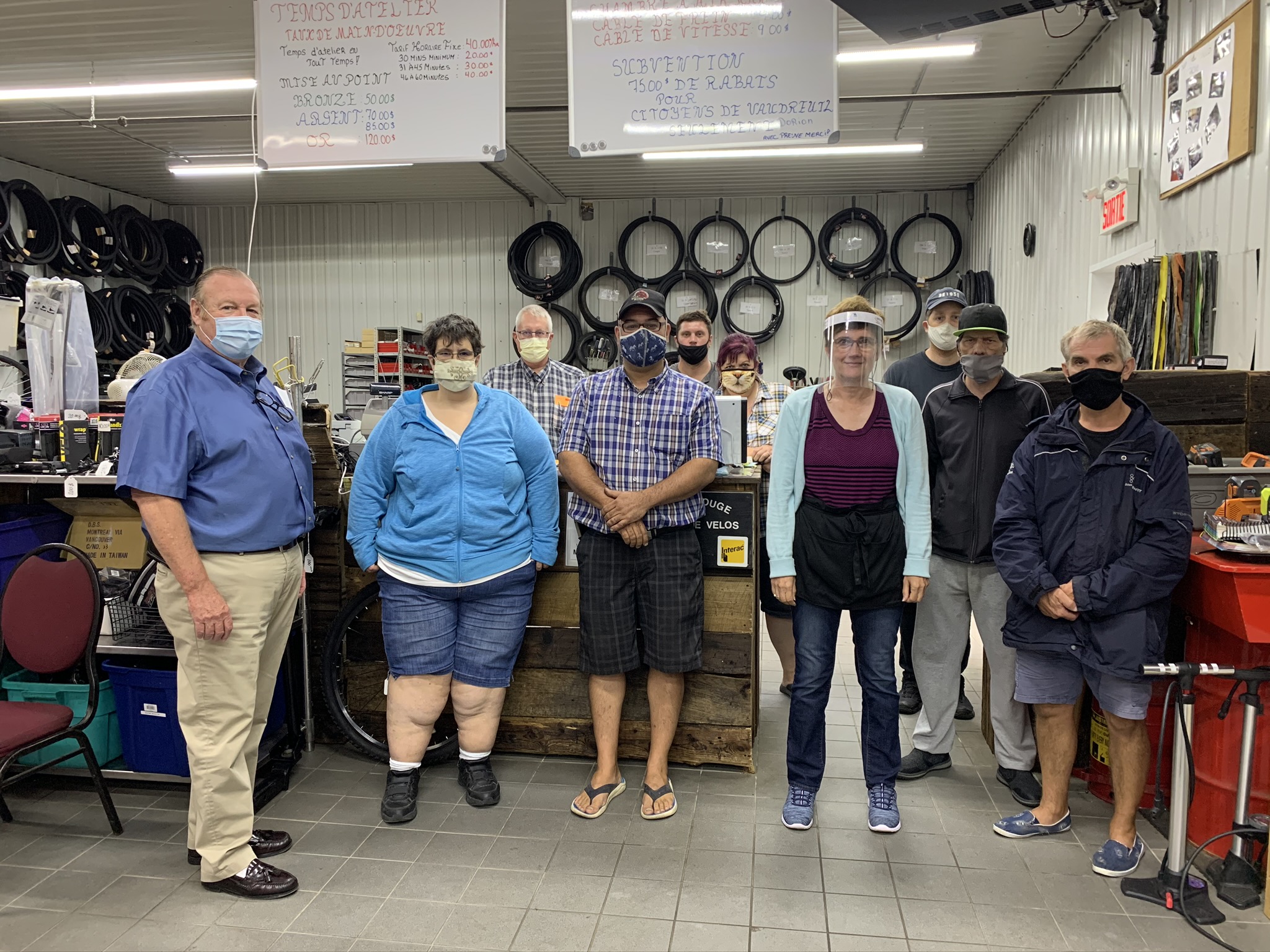 Gilles Boyer et les participants du Zèbre Rouge qui a connu un été mouvementé