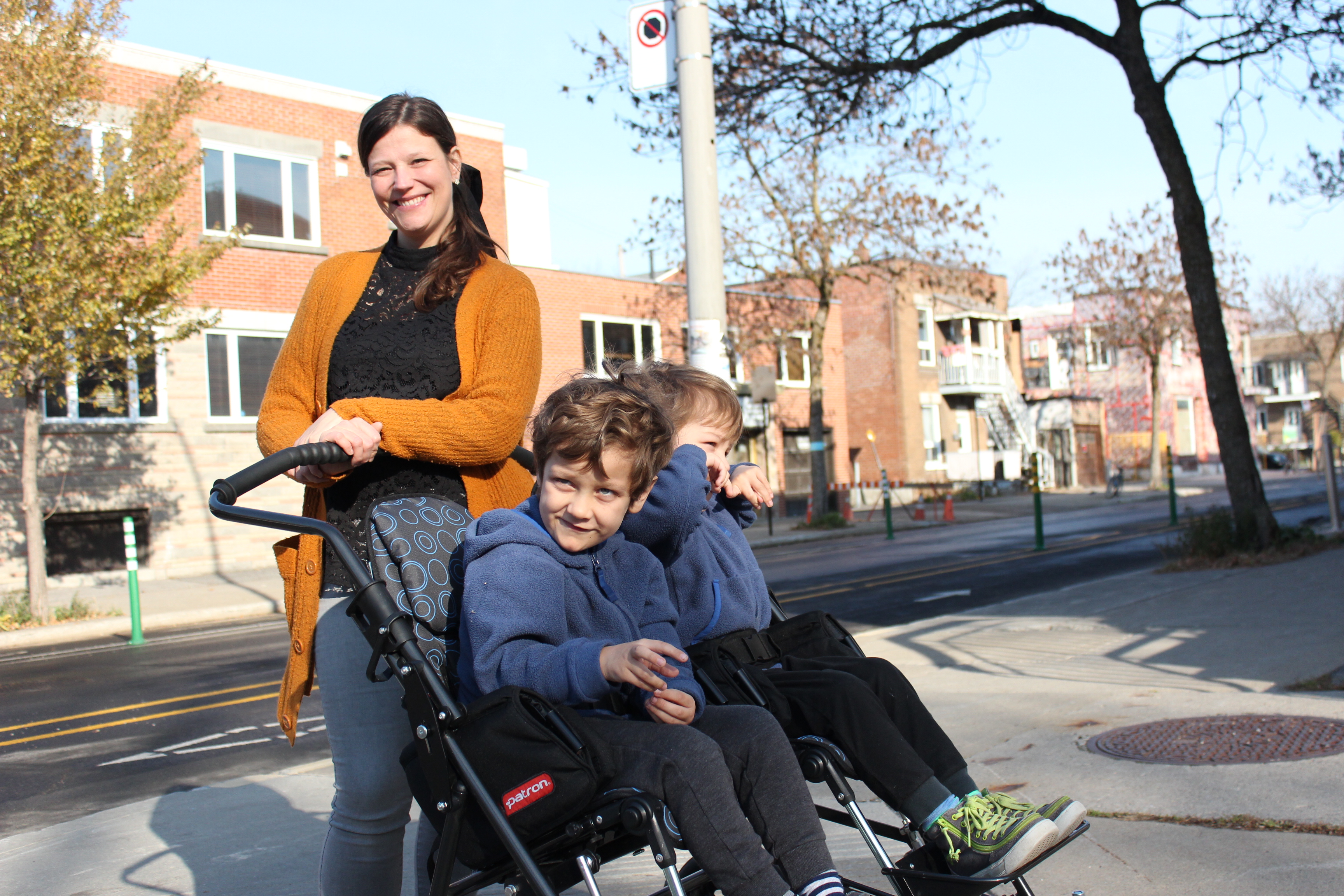 Geneviève Masson et ses garçons, Marius et Léonard.