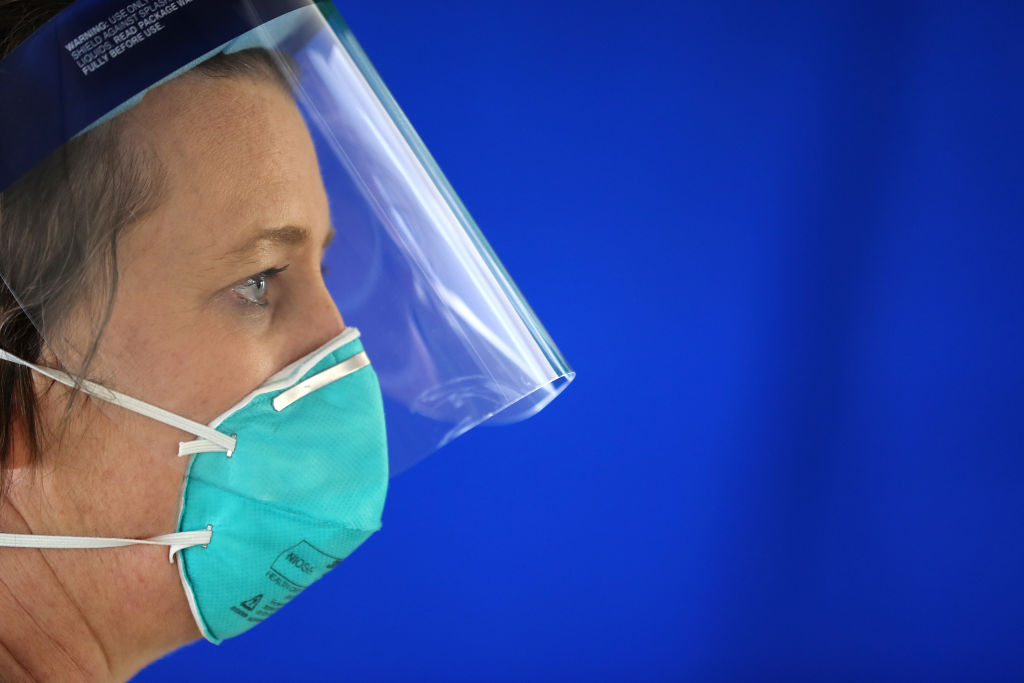 COVID-19: le déclin des hospitalisations se poursuit au Québec