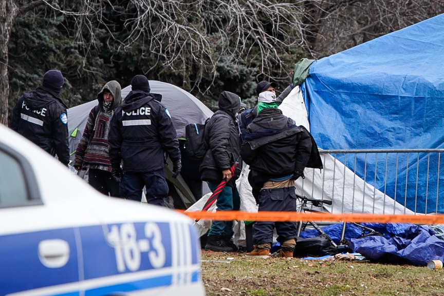 Campement Notre-Dame: l’éviction commence
