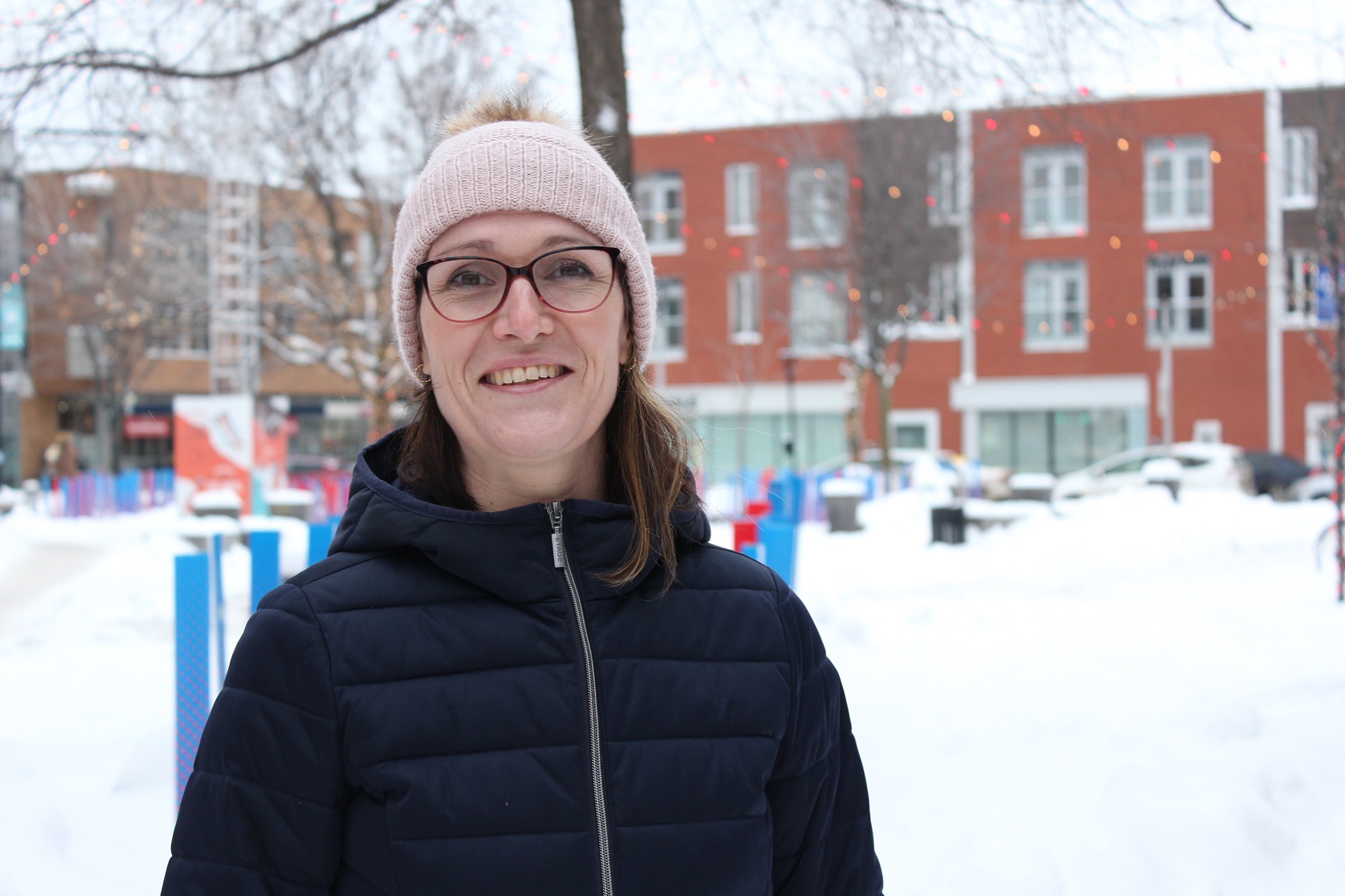 Photo de l'auteure Noha Roberts.