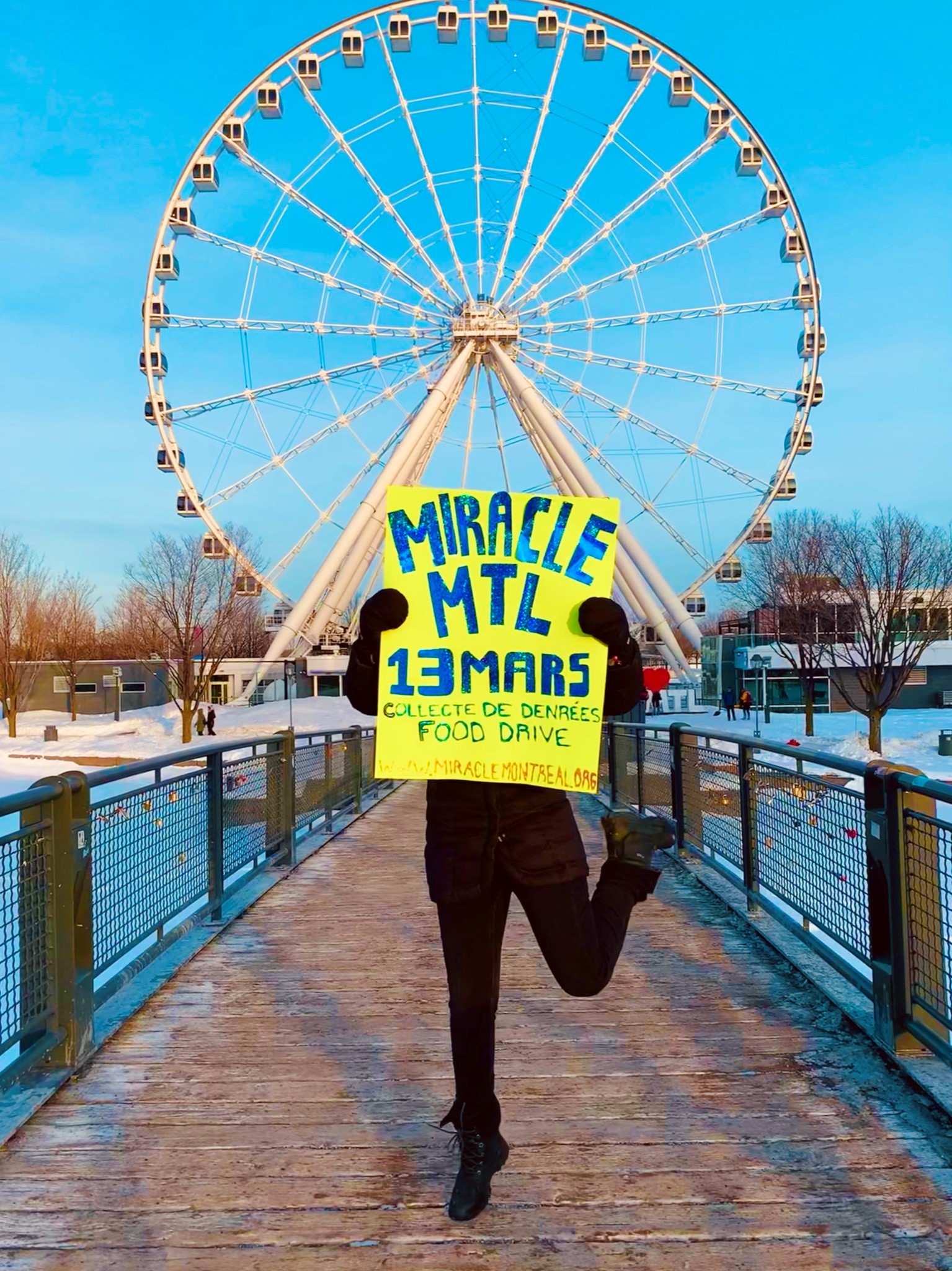 Une affiche de Miracle Montréal.