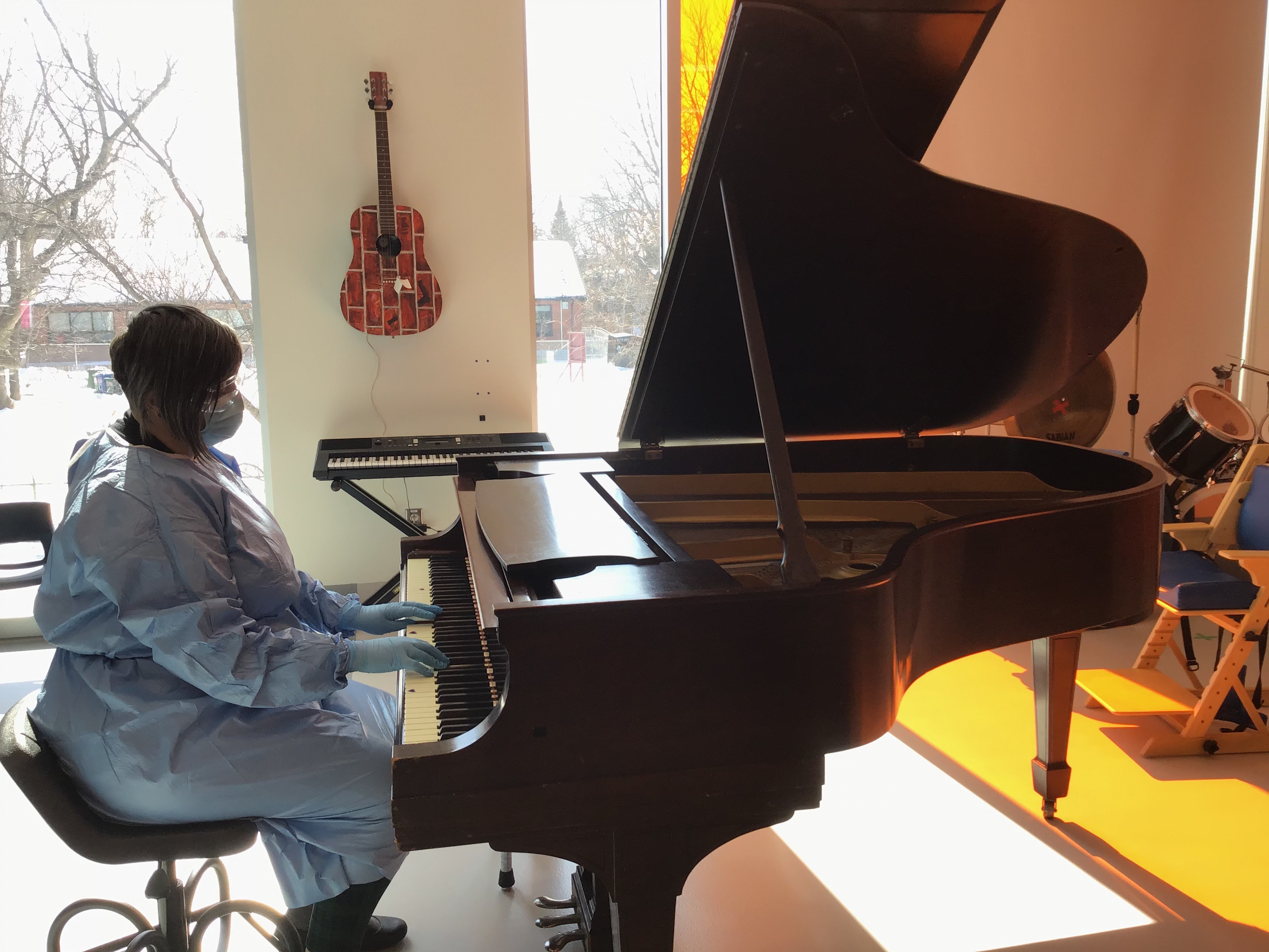 Piano et musicothérapeute