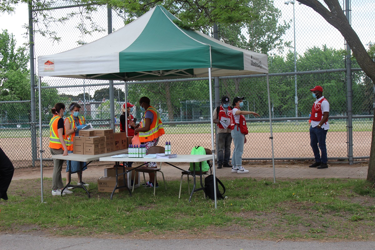 L'opération est menée conjointement avec la Croix Rouge Canadienne et le CIUSS de l'Est-de-l'Ile