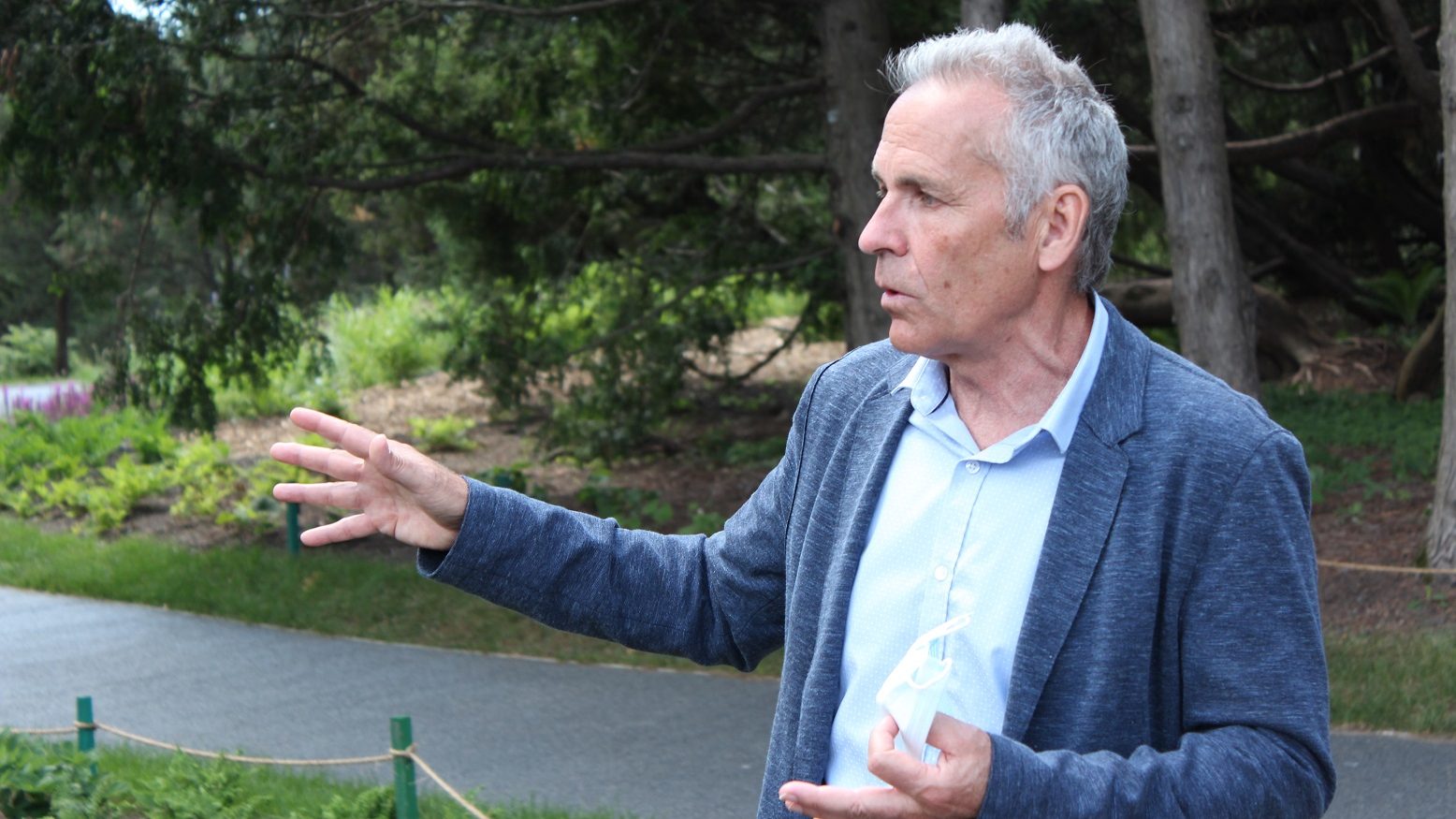 c'est bien Michel Labrecque.