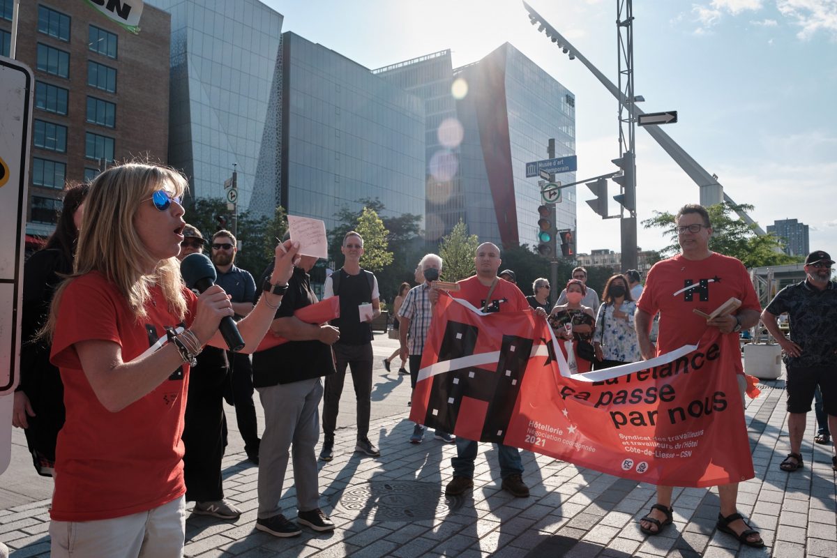 Manifestation de professionnels en hôtellerie à Montréal