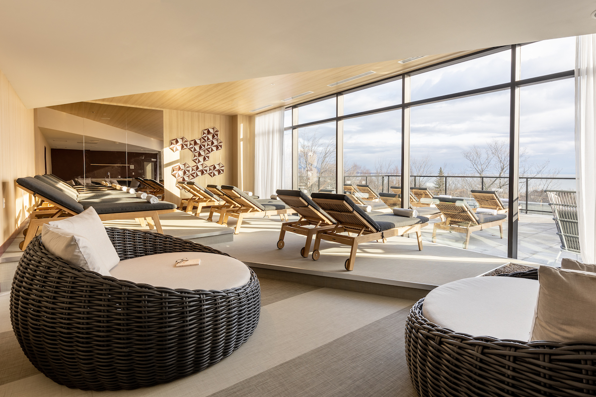 Le Club Med Charlevoix offre une vue imprenable sur le fleuve Saint-Laurent dans presque tout l'hôtel.