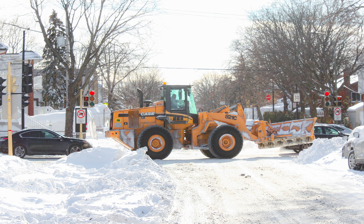 déneigeuse camion tempête