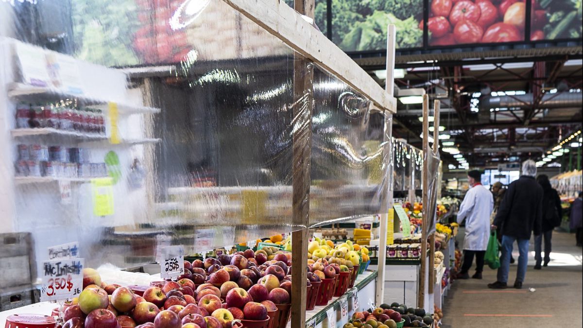 Les impacts de la cinquième vague sur le marché Jean-Talon.