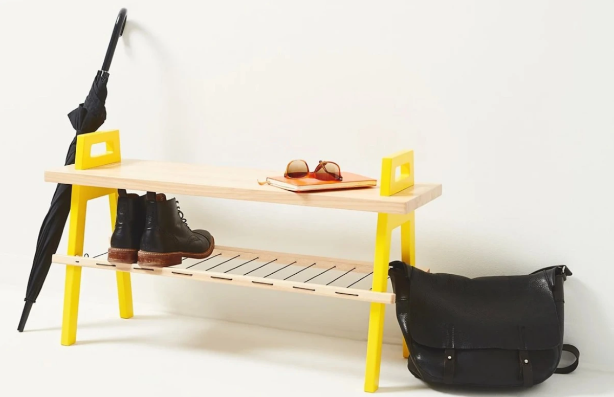 Le banc d'entrée B3 de l'entreprise de Montréal UsetCoutumes fait partie des finalistes des Etsy Design Awards 2022.