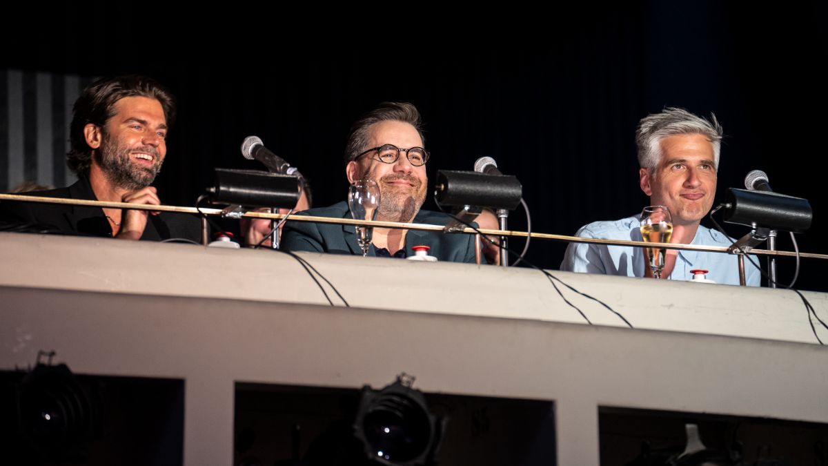 Les gars de La soirée est (encore) jeune se sont fait roaster à Juste pour rire, le jeudi 21 juillet 2022