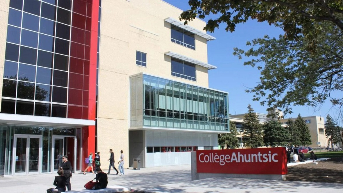 Le Collège Ahuntsic.