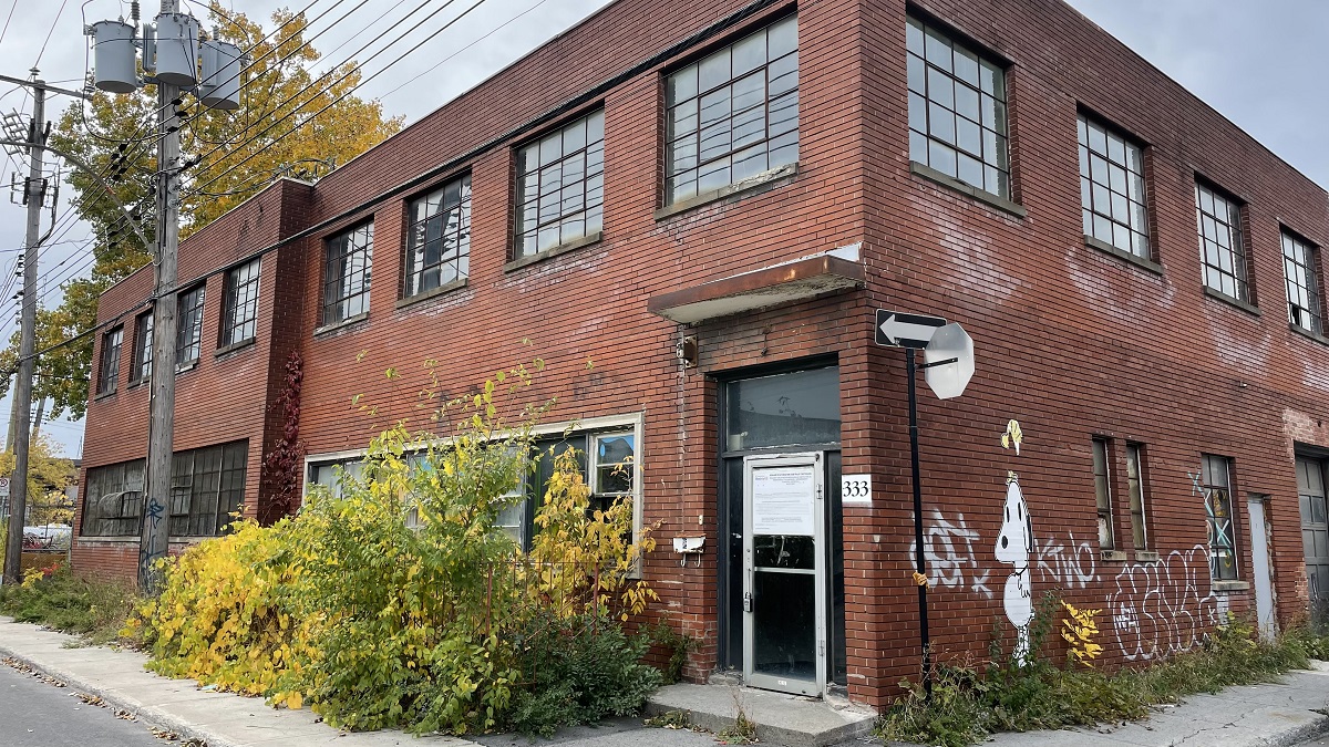 Le bâtiment situé au 333, de Port-Royal.