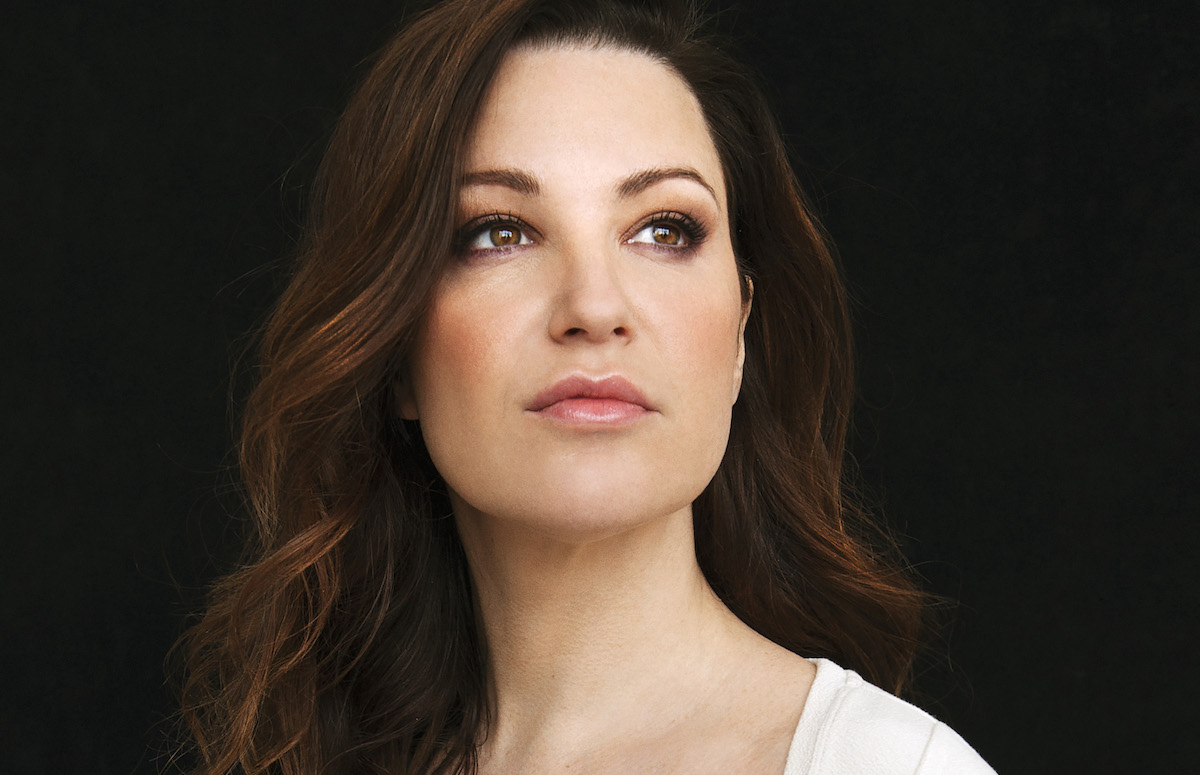 Geneviève Pettersen a fait paraître «La reine de rien», nouveau roman dans lequel on retrouve adulte la protagoniste de «La déesse des mouches à feu».