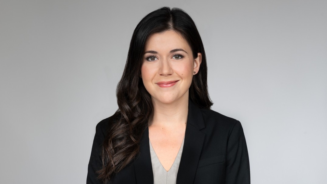 Photo officielle de la mairesse de Longueuil, Catherine Fournier.